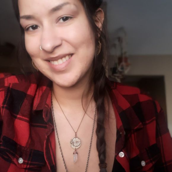 Meet your Posher, Karrie - Picture 1 of 1